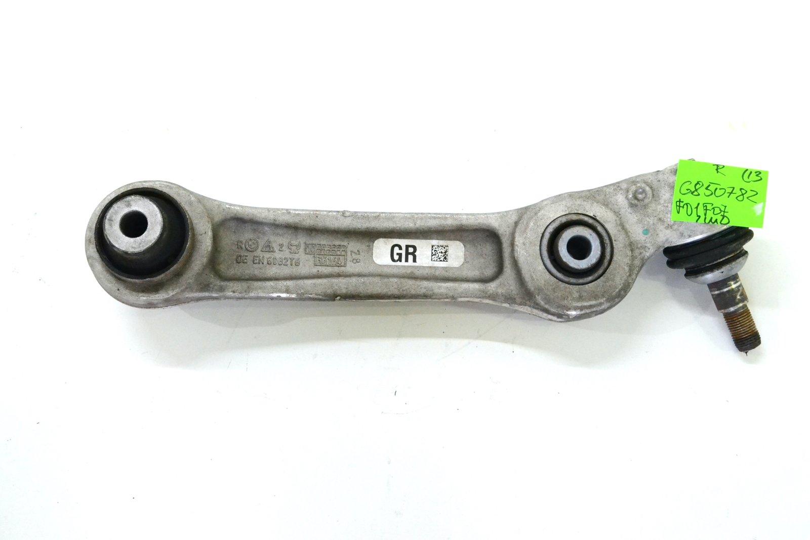 6850782 Передній ричаг правий bmw F01 F07 (2wd)