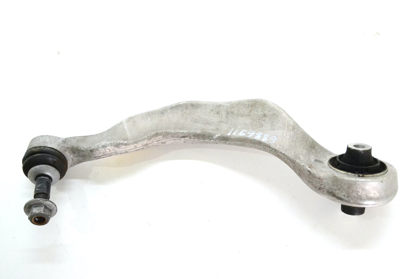 6886911 Передній ричаг лівий bmw G14 G15 G16 (4wd)