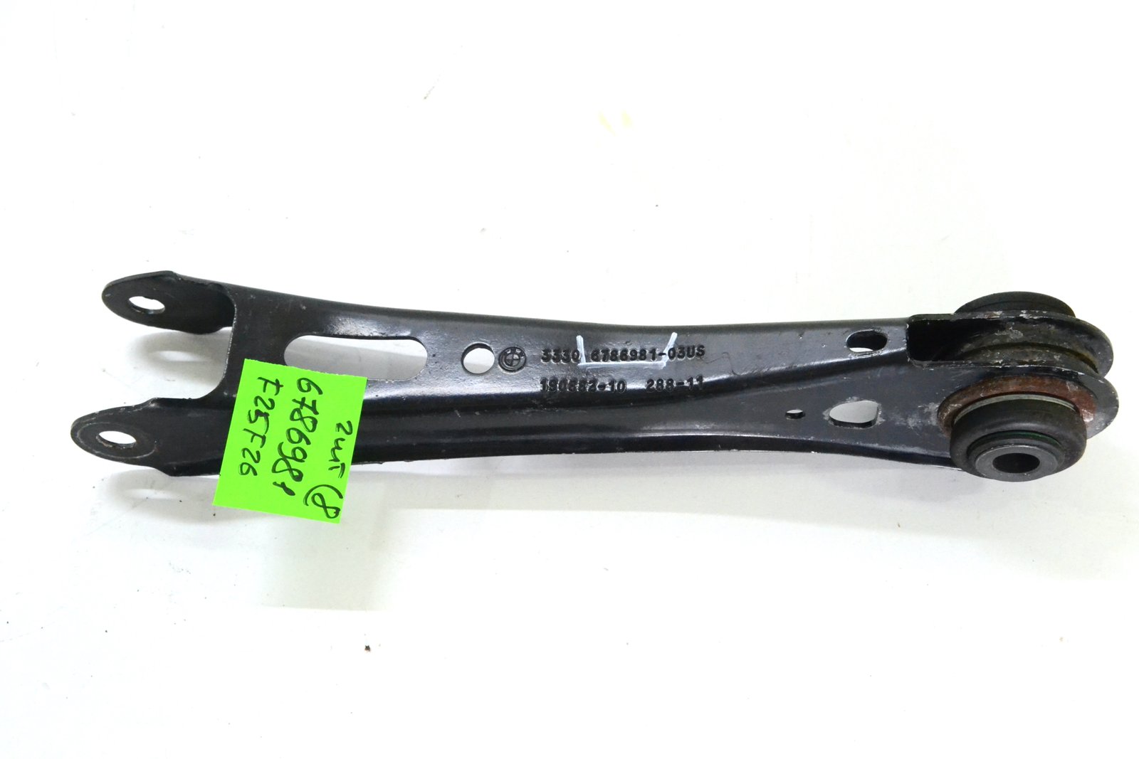 6786981 Задній ричаг лівий bmw F25 F26