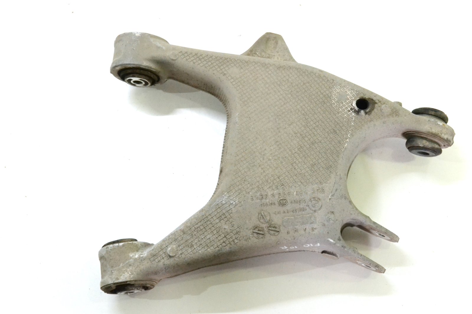 6865900 Задній ричаг передній bmw F01 F10