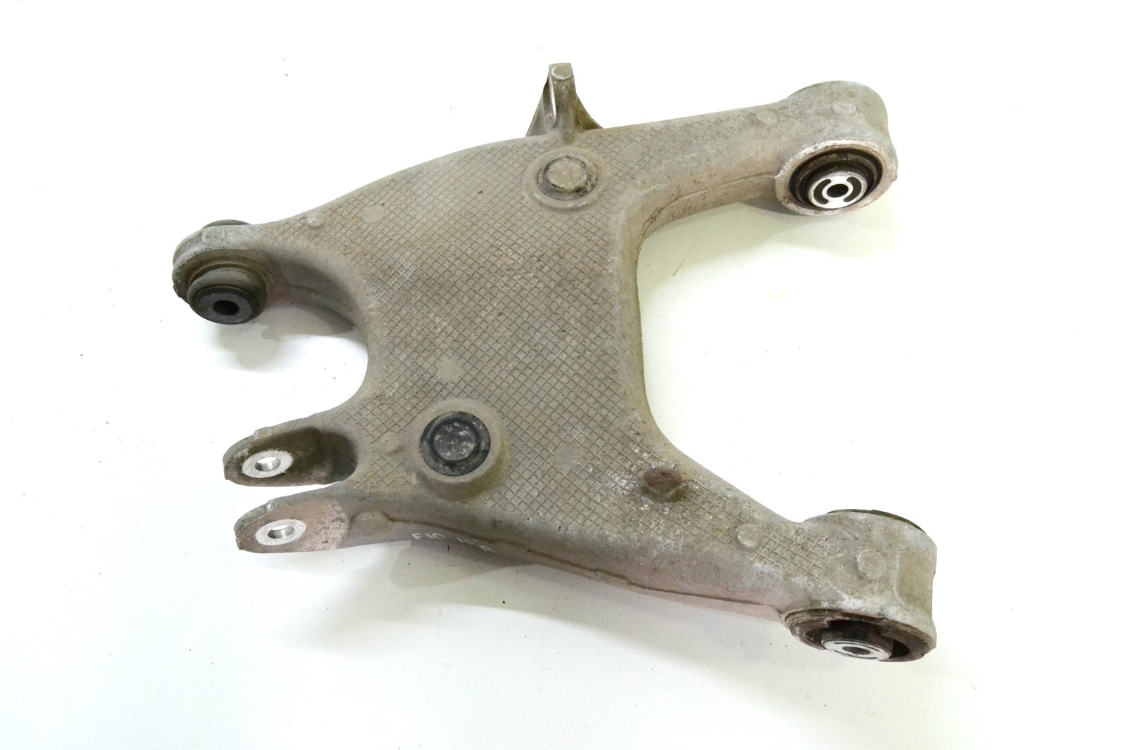 6865900 Задній ричаг передній bmw F01 F10