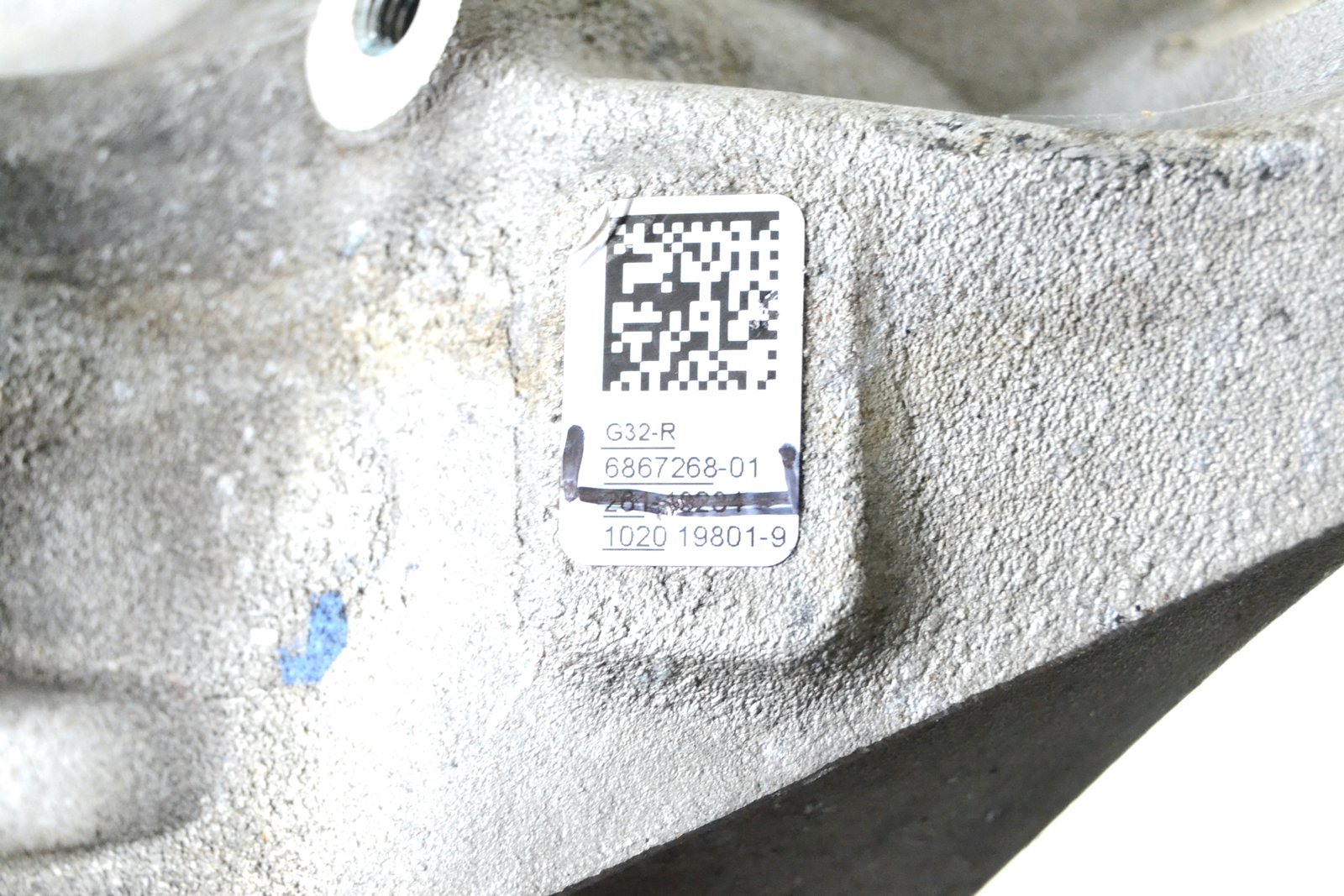 6867268 6867270 Цапфа задня права bmw G32 GT