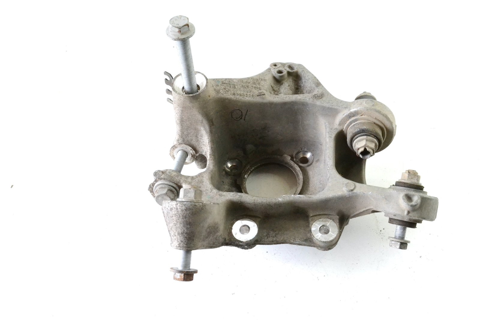 6866338 6866336 Цапфа задня права bmw G30