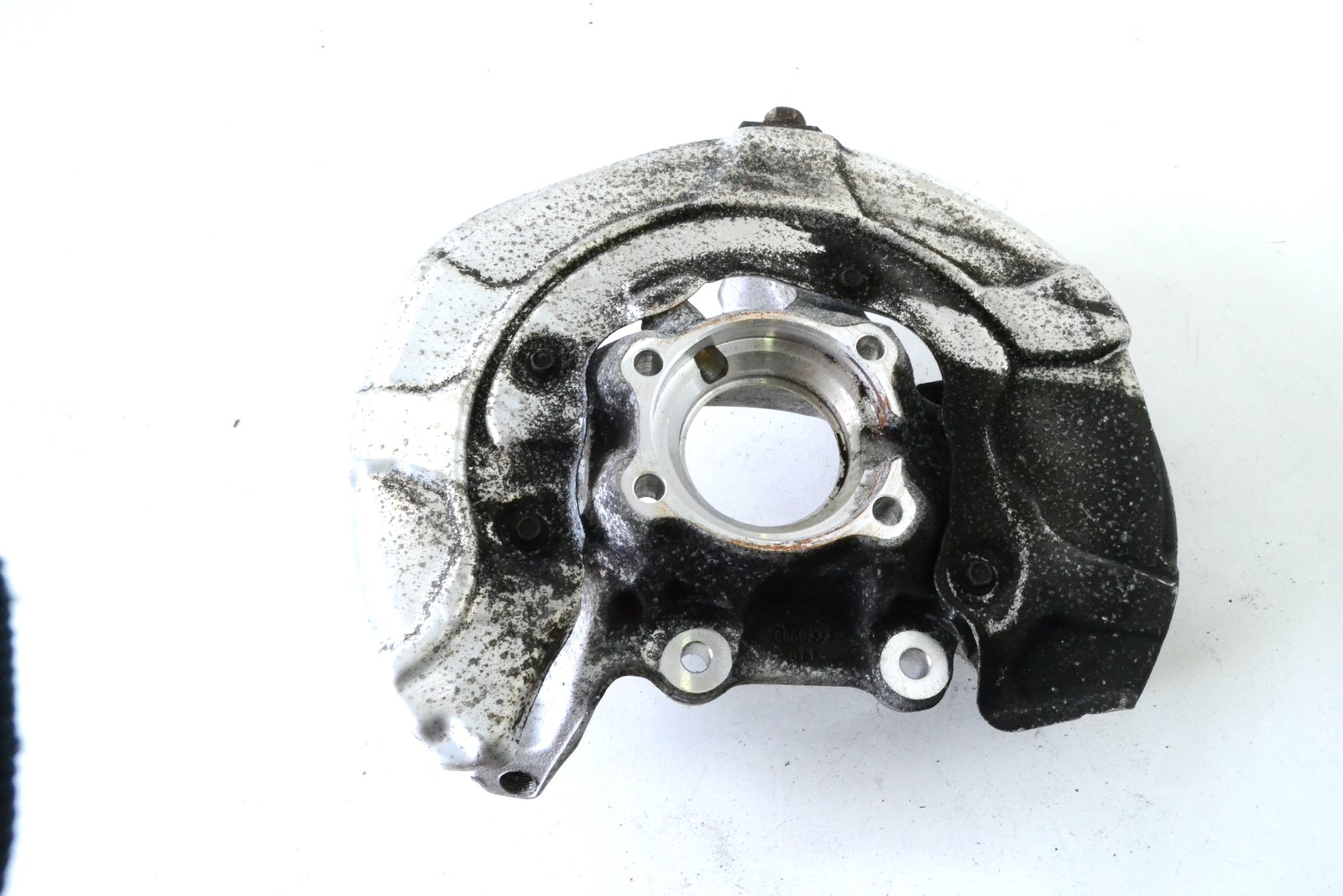 6866333 6861137 Цапфа задня ліва bmw G31 