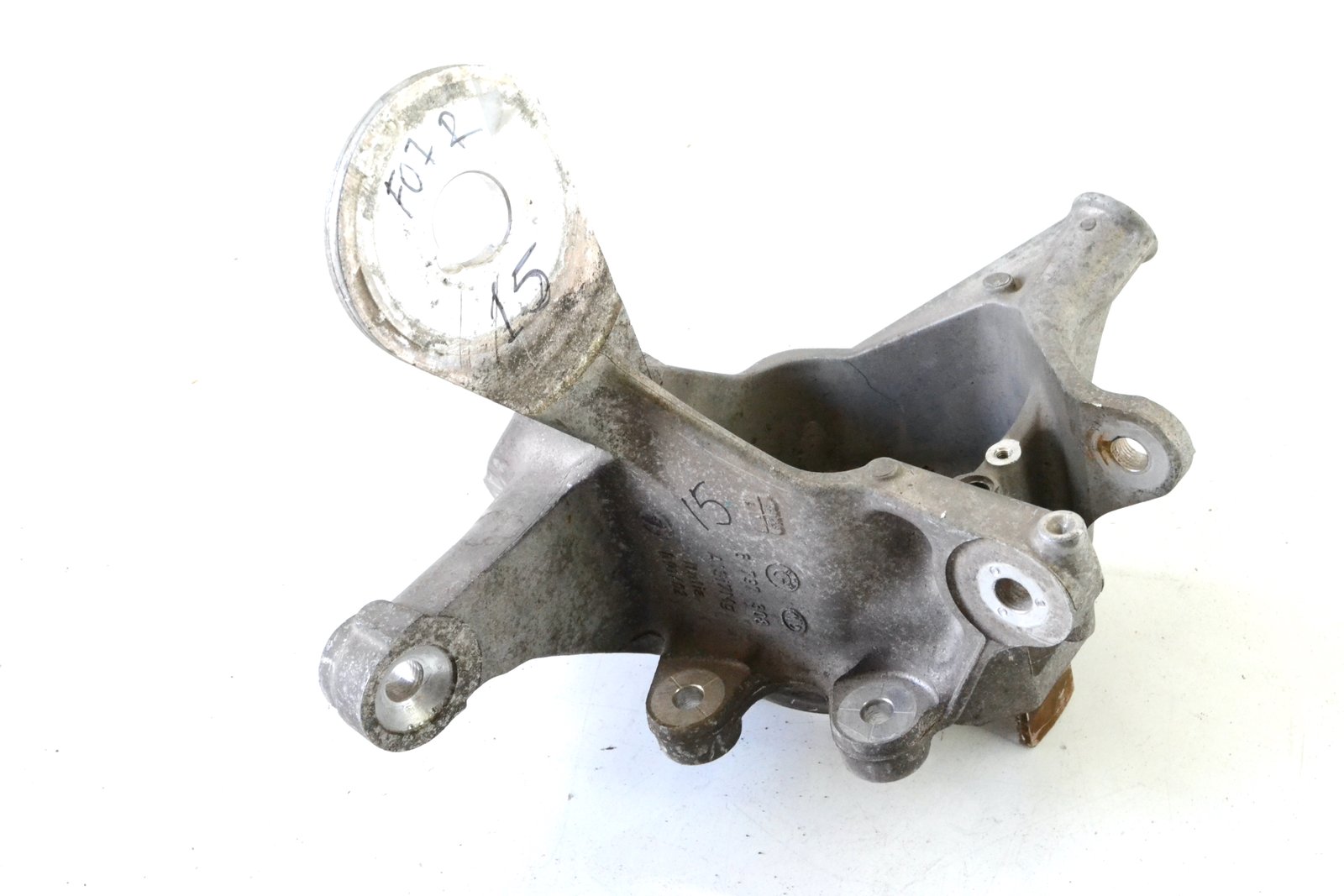 6797308 6796510 Цапфа задня права bmw F07 F07n