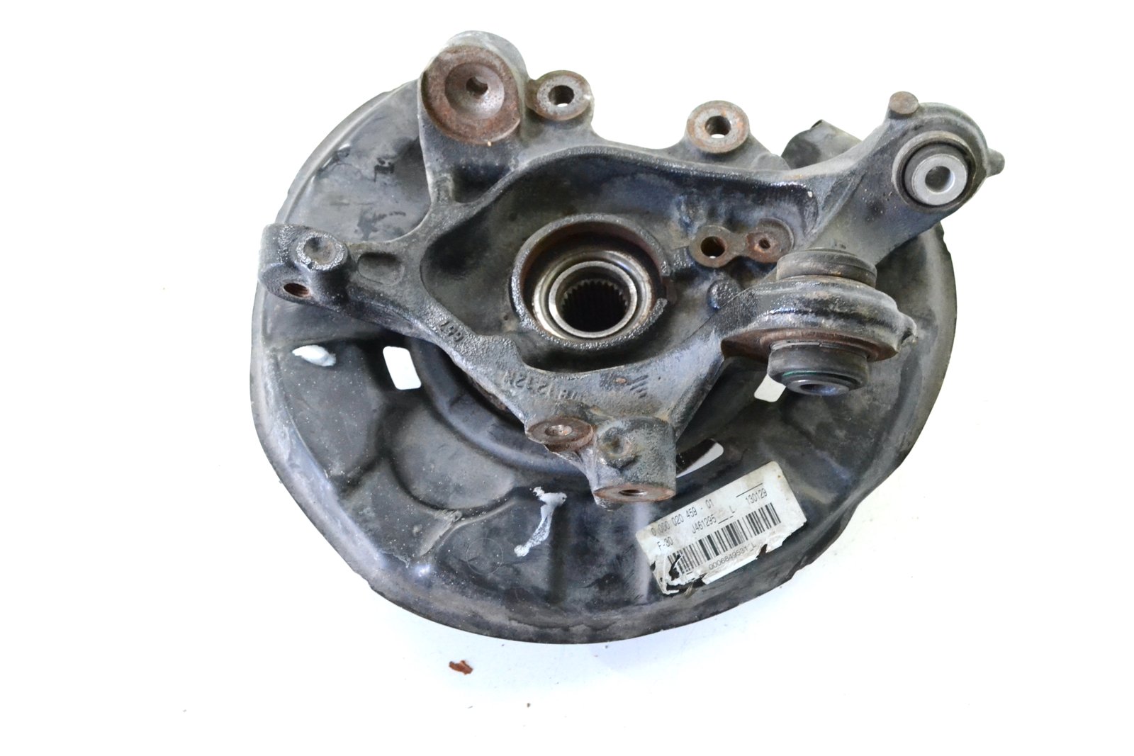 6792523 Цапфа задня ліва bmw F30 F31