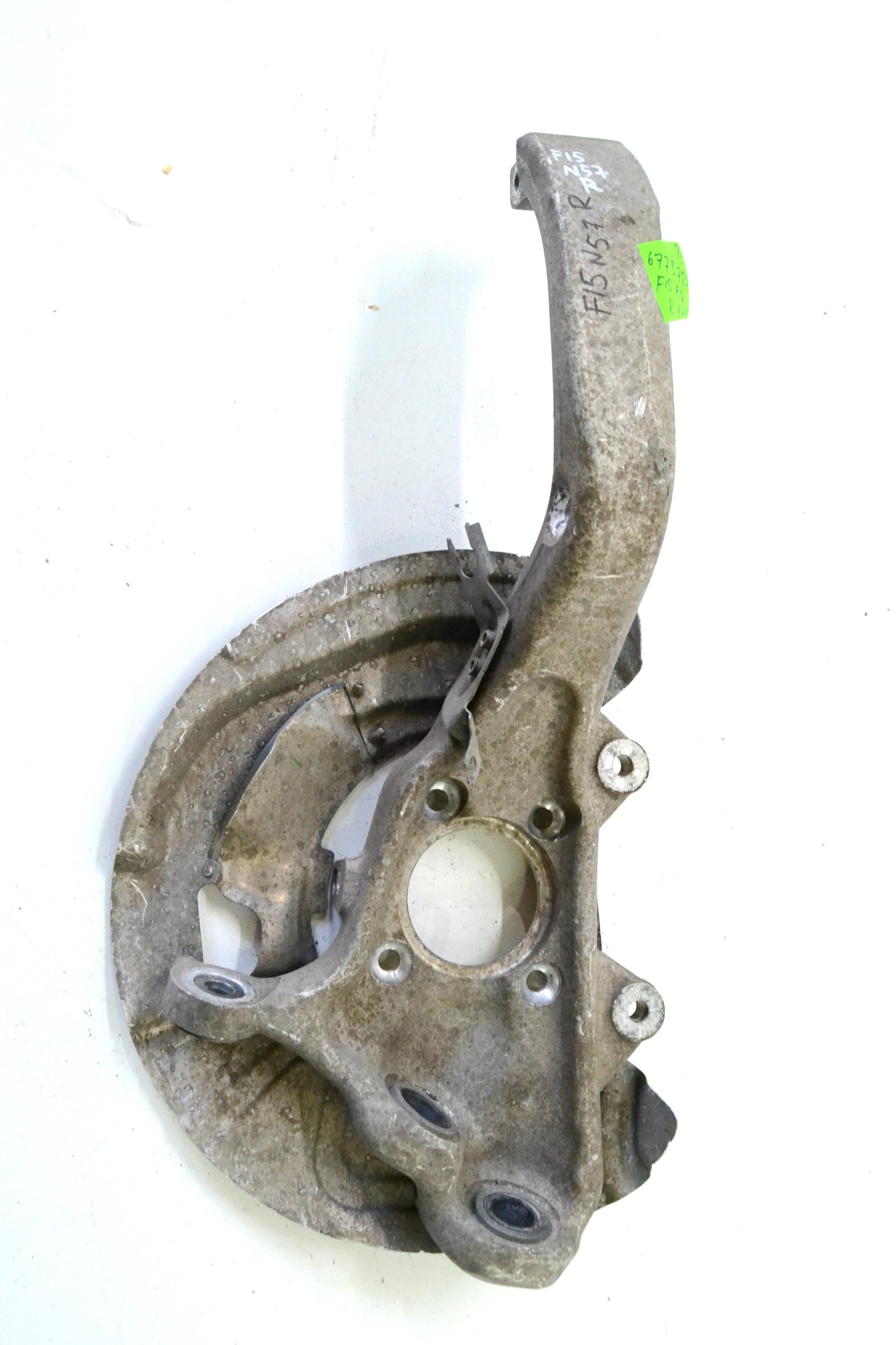 6773784 6869870 Цапфа предня права bmw F15 F16 E70 F71