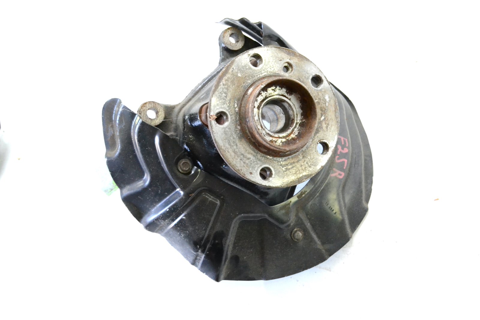 6855954 6787680 Цапфа передня права bmw F25 F26