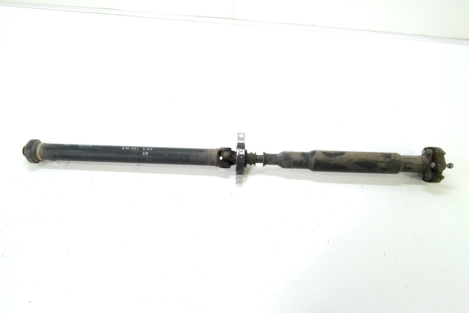 7564396 Кардан задній bmw E70 m63 m57 m52