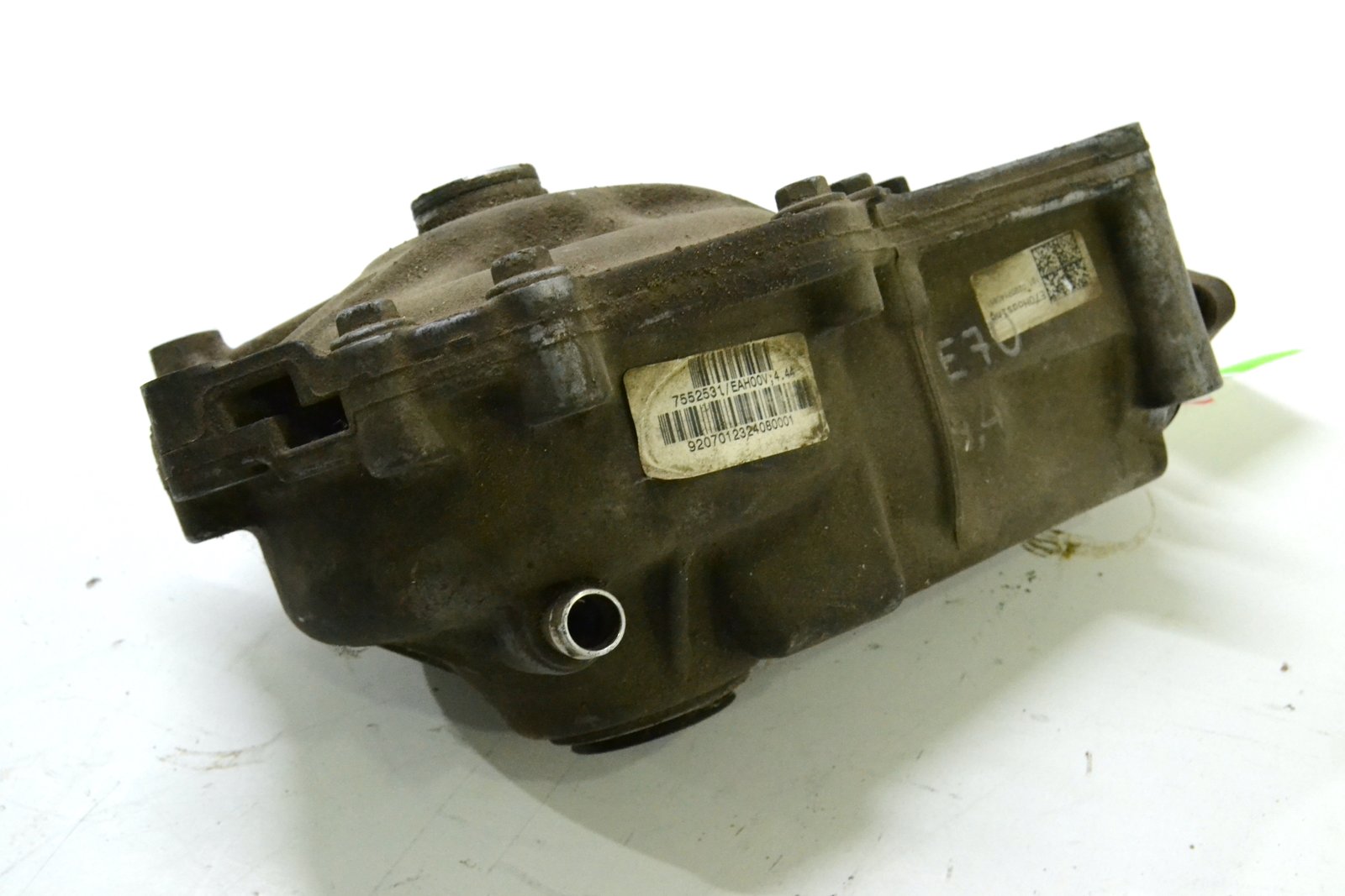 7552531 Редуктор передній bmw E70 E71 (4:44) n52