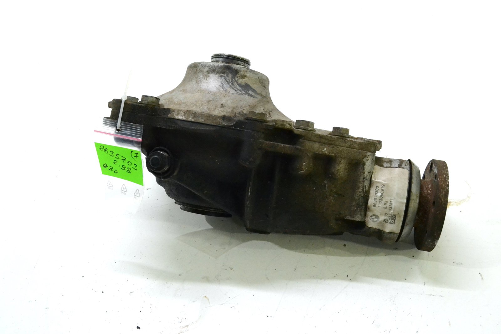 8635703 Редуктор передній bmw G15 G16 G30 G31 (2:93) b46 b47 b48