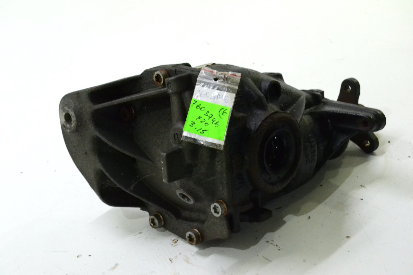 7603746 7603747 Редуктор задній bmw F20 F30 F34 (3:15)