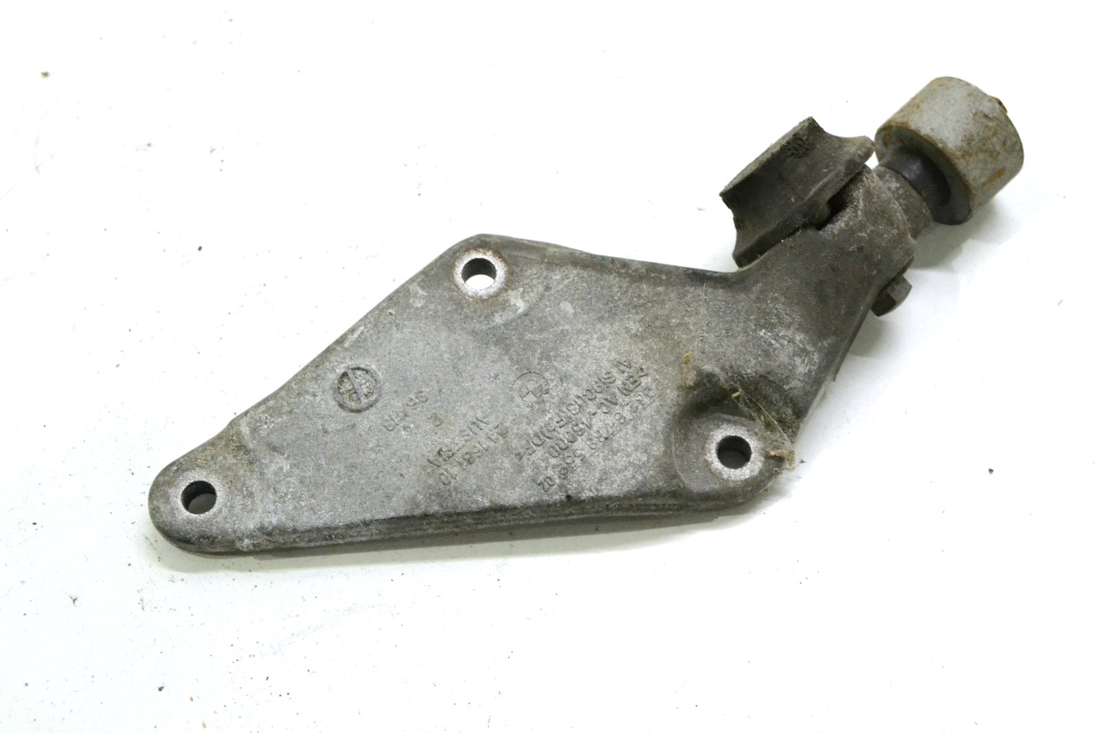 6788559 6850715 Кронштейн bmw F10 F01 F07 F13 