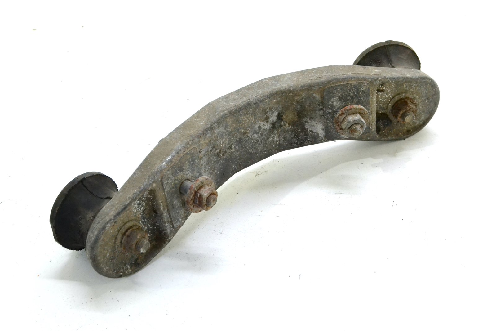 1096107 1097349 Кронштейн bmw E39 m57