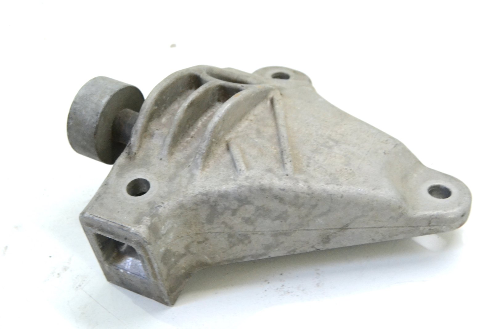 6777605 Кронштейн bmw F01 F02 F10 F13 (n55 hybrid)