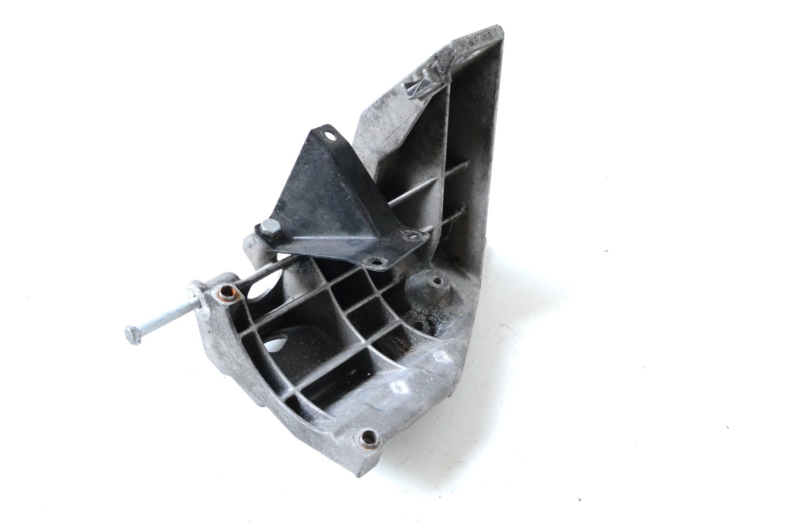 1499862 Кронштейн bmw E53 (m62)