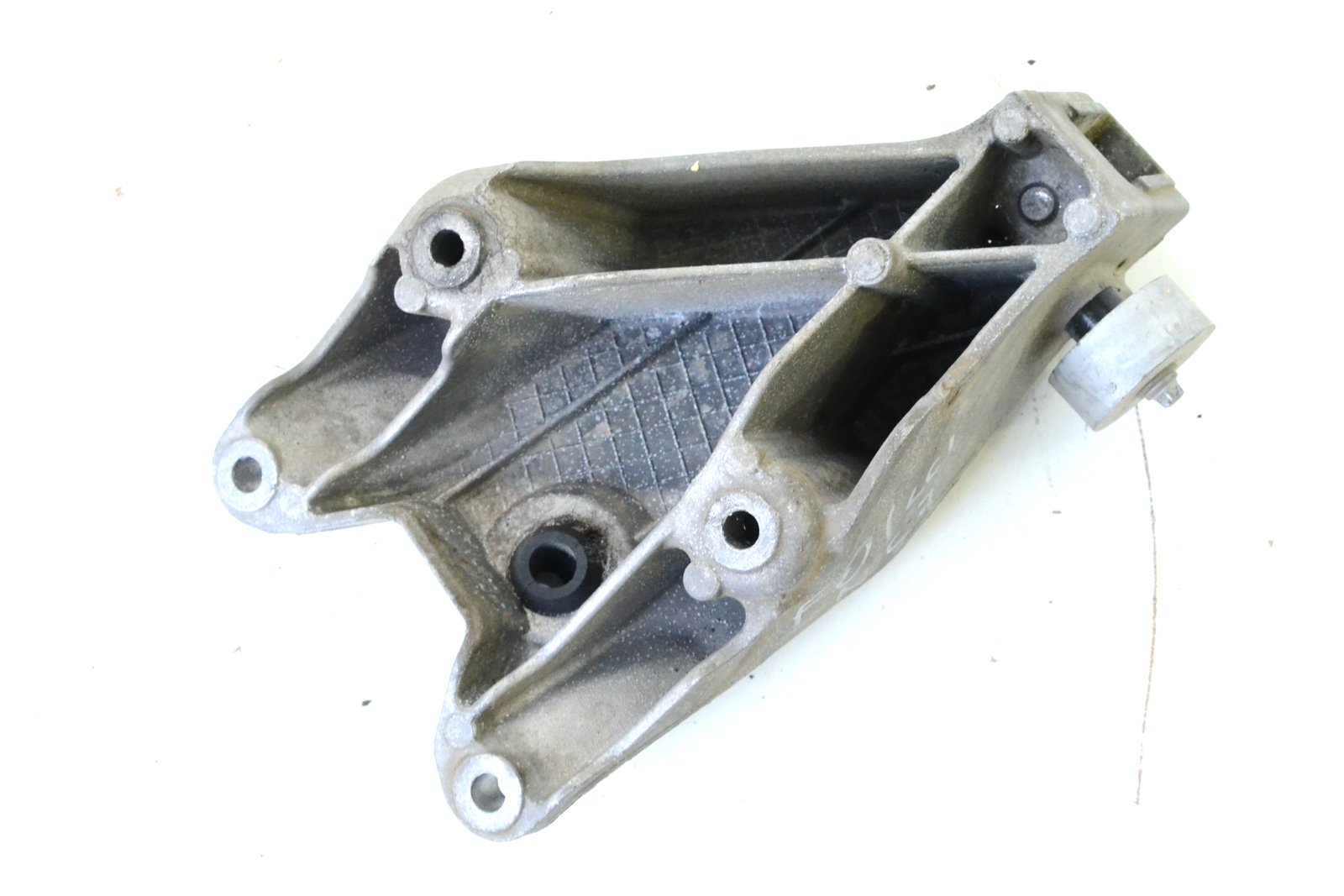 6781227 Кронштейн bmw F01 F10 F07 (n57)