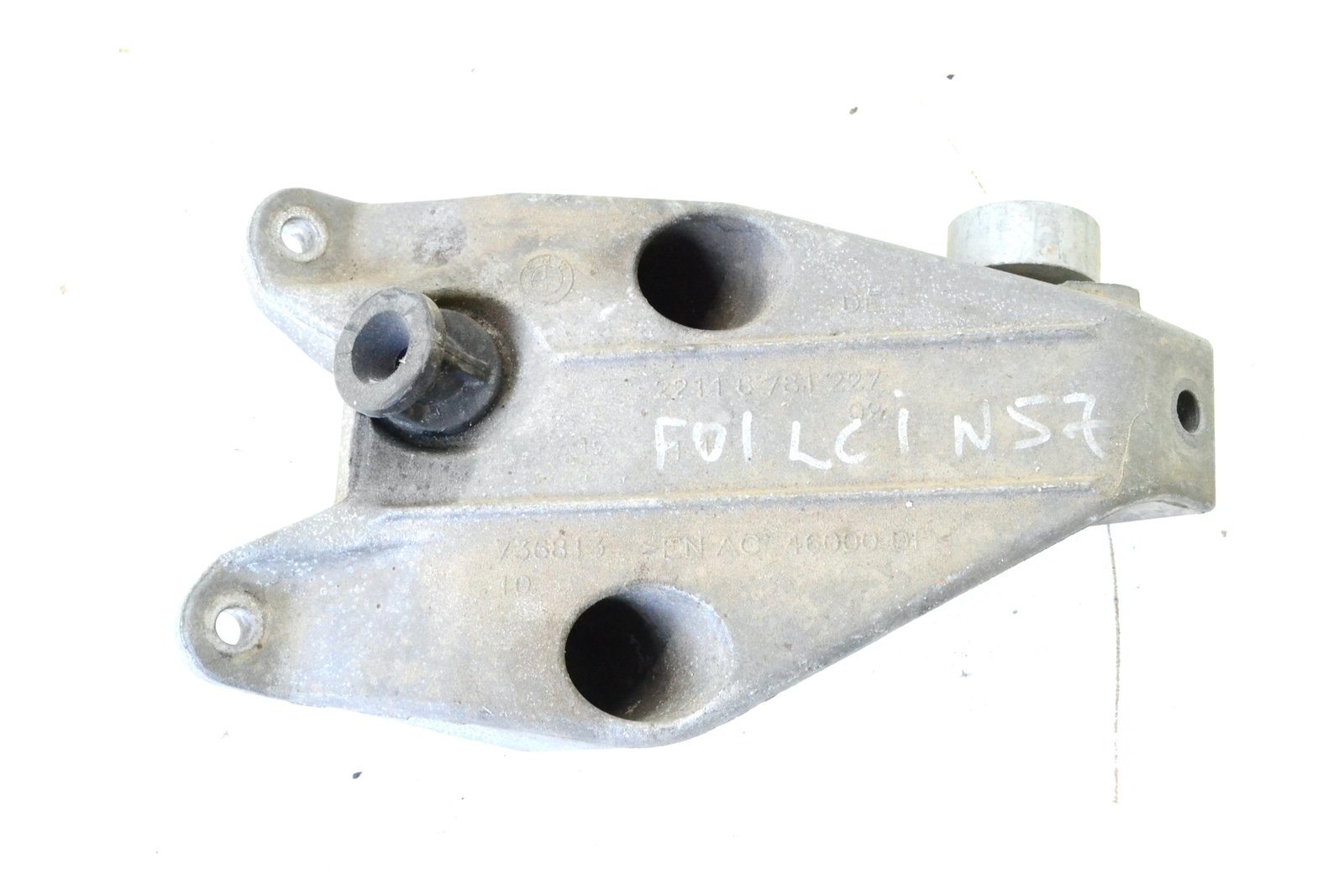 6781227 Кронштейн bmw F01 F10 F07 (n57)