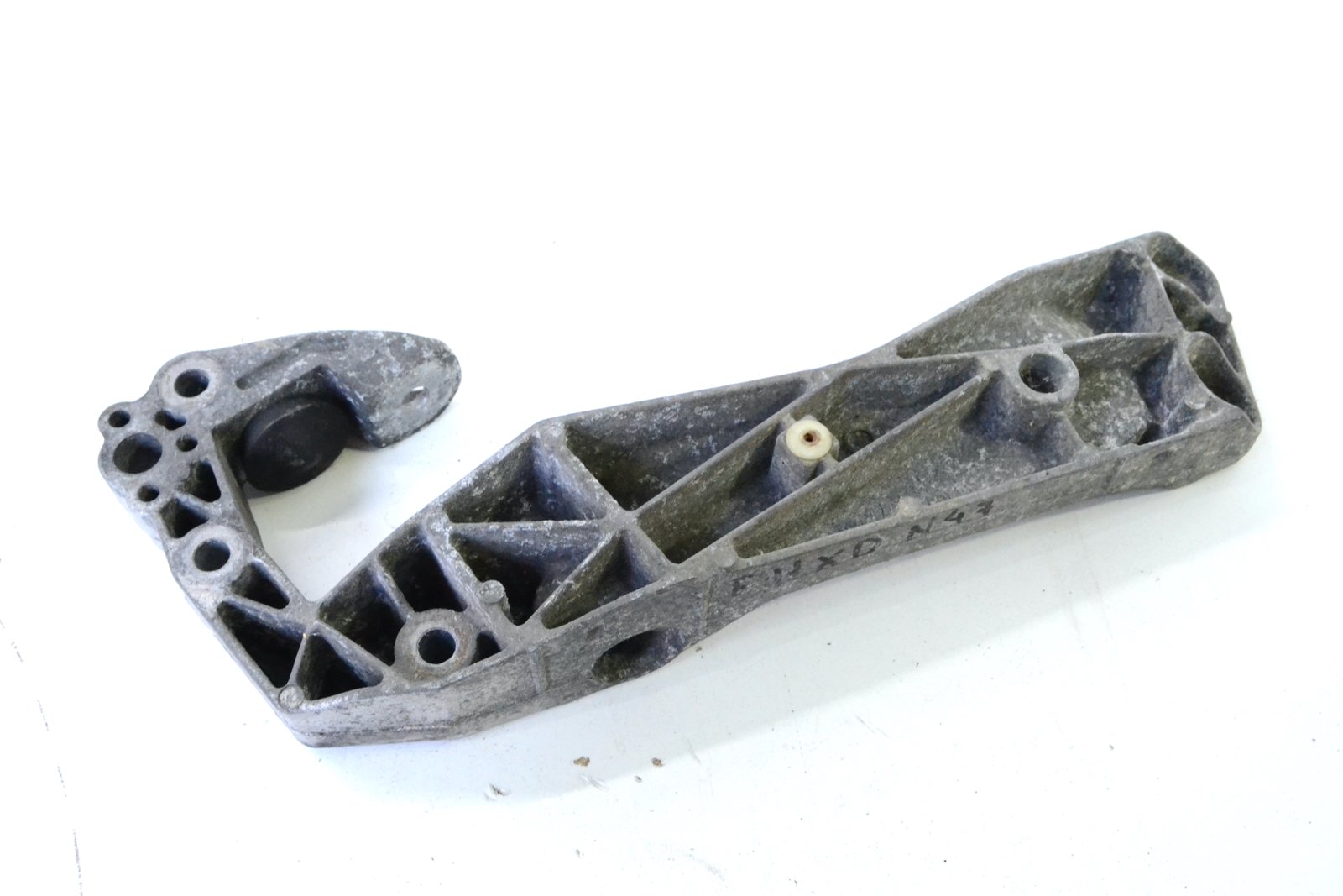 6777615 Кронштейн bmw F01 F10 F07 (n47n) 4wd