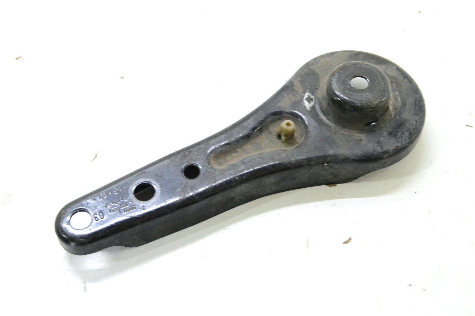 6792554 Кронштейн bmw F20 F30 F36