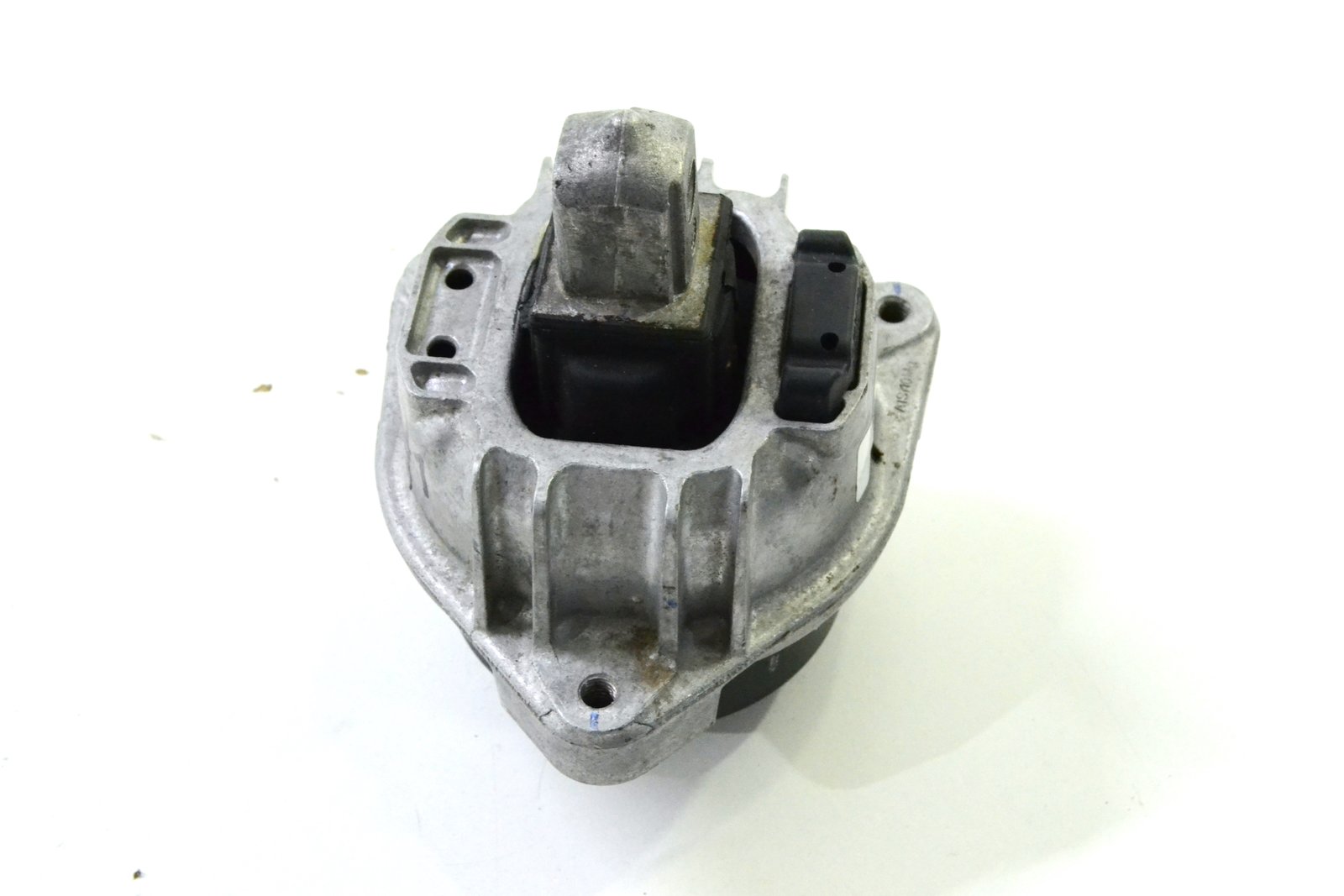 6777371 Подушка двигуна bmw F01 F07 F10 F12 (n57)