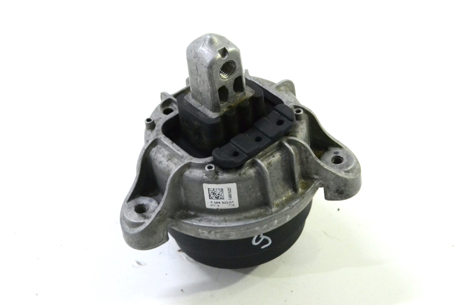 6868303 7935143 Подушка двигуна bmw F10 F11 (b47 n47) 4wd