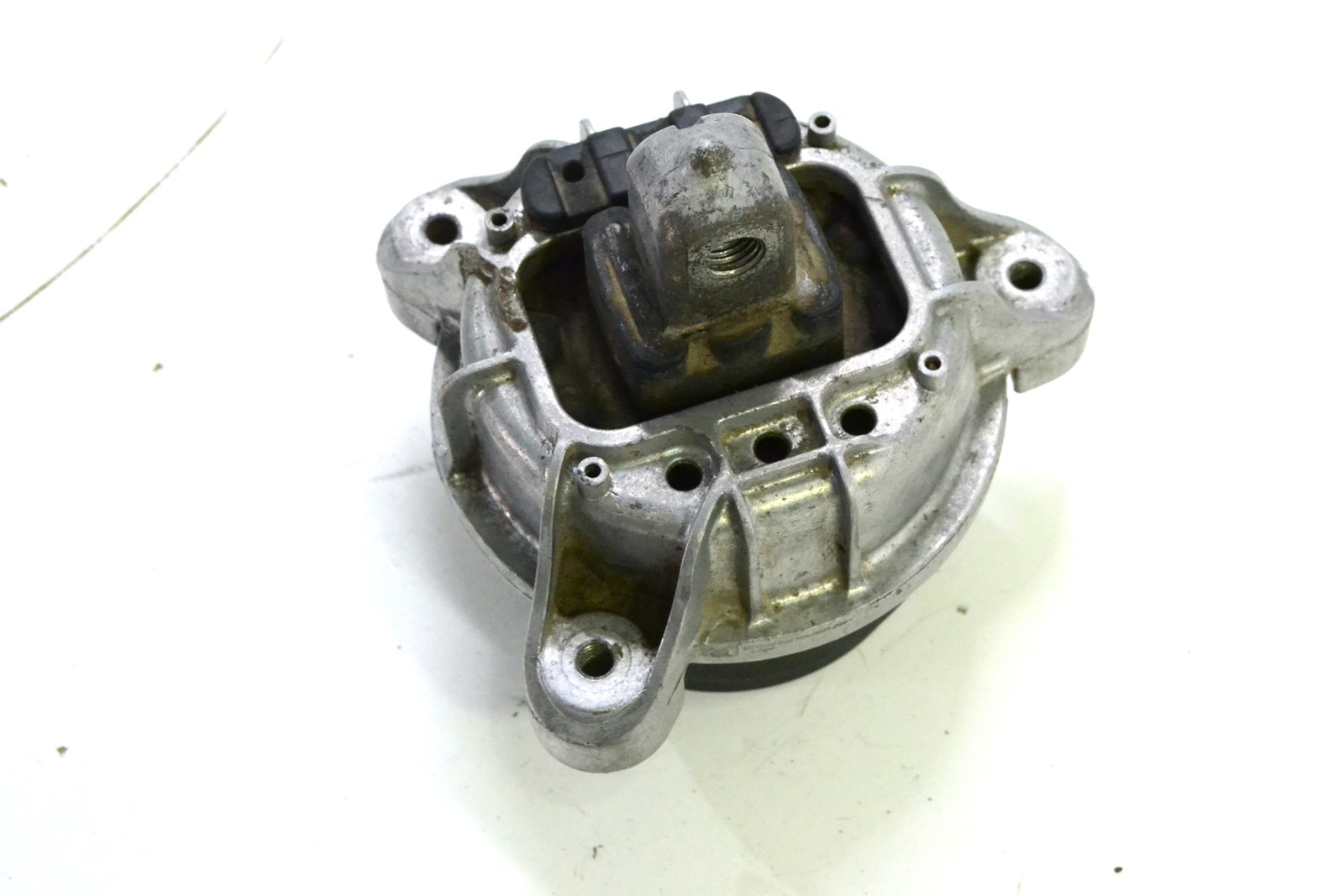 6777375 6859845 Подушка двигуна bmw F01 F10 F12 F13 (n55) 4wd