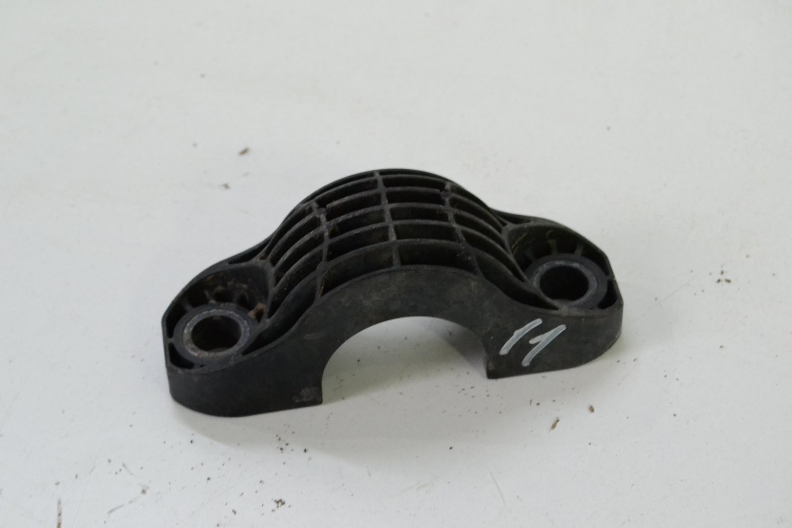 6861472 bmw G11 G30 G15 G32