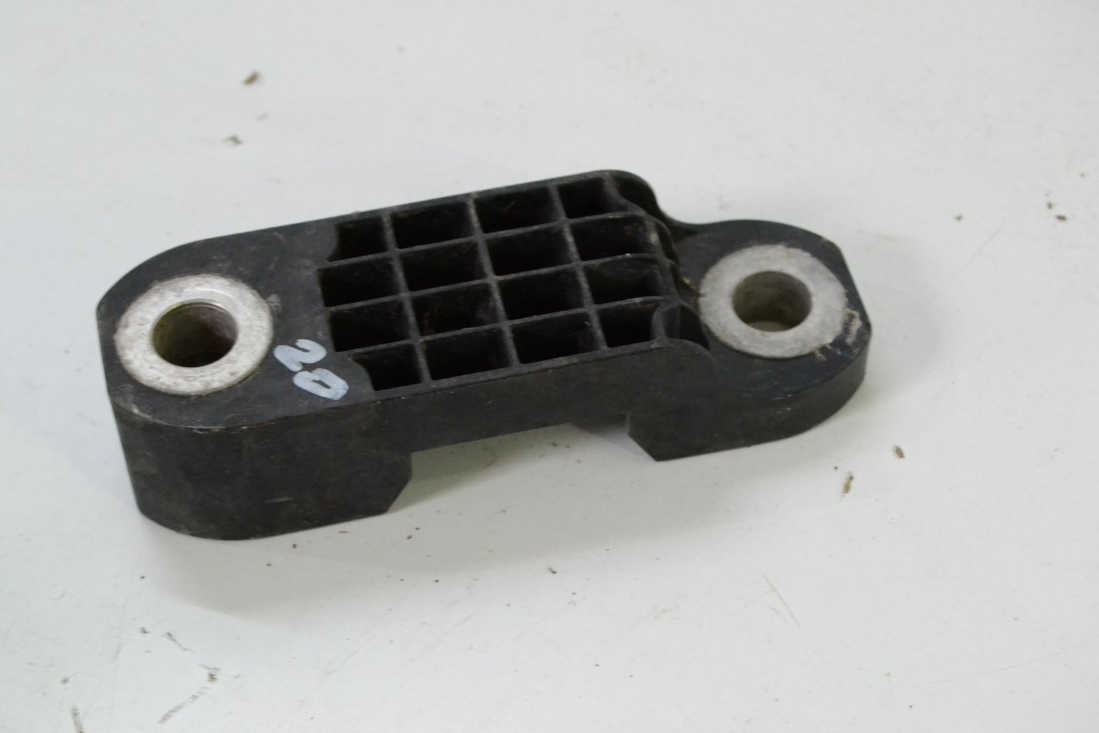 6861471 bmw F90 G11 G15 G30