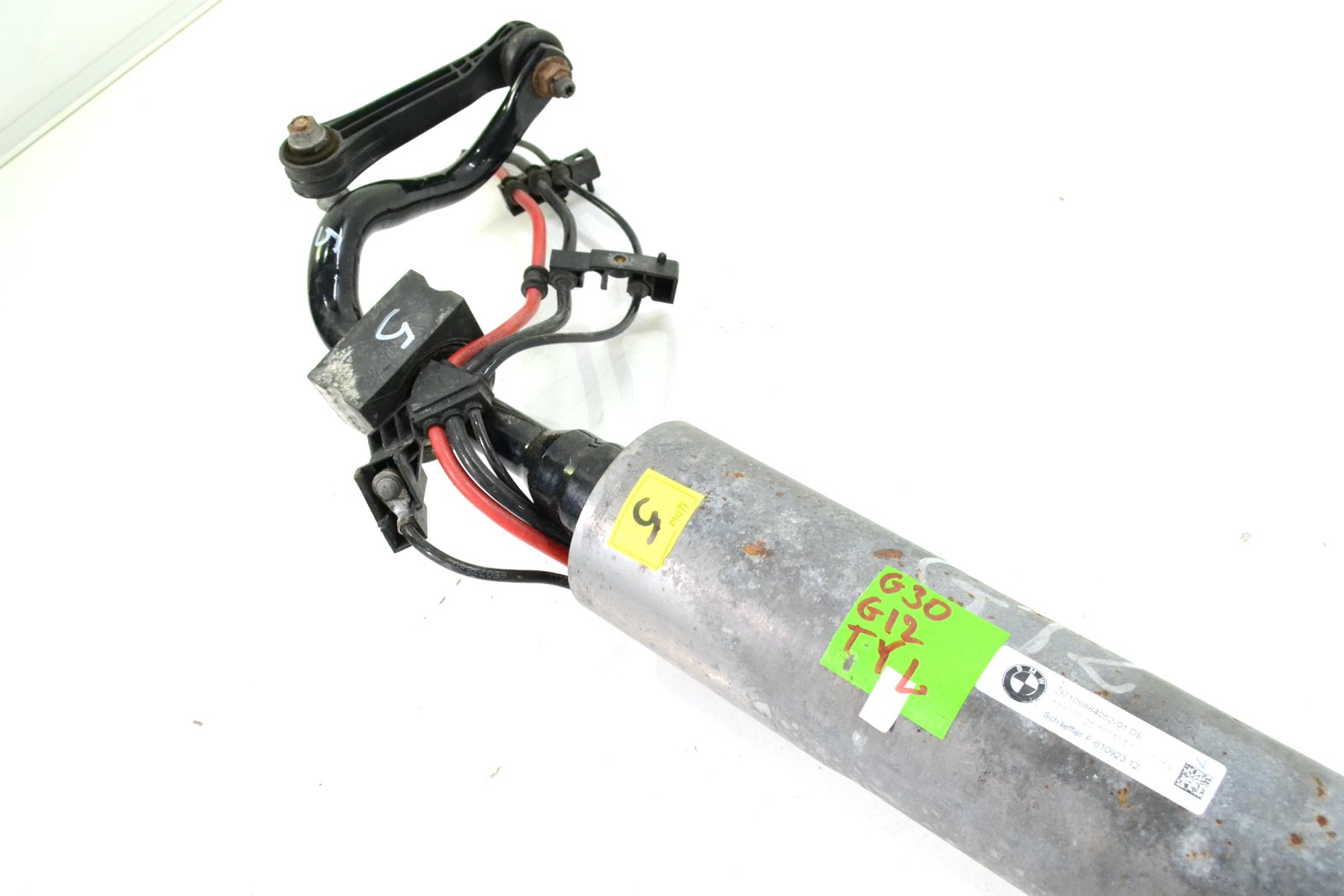 6884052 Активний стабілізатор bmw G11 G30 G12 G32 4wd