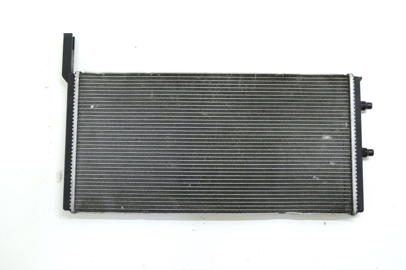 7601832 Радіатор bmw F10 F01 F13 (n63 n57)