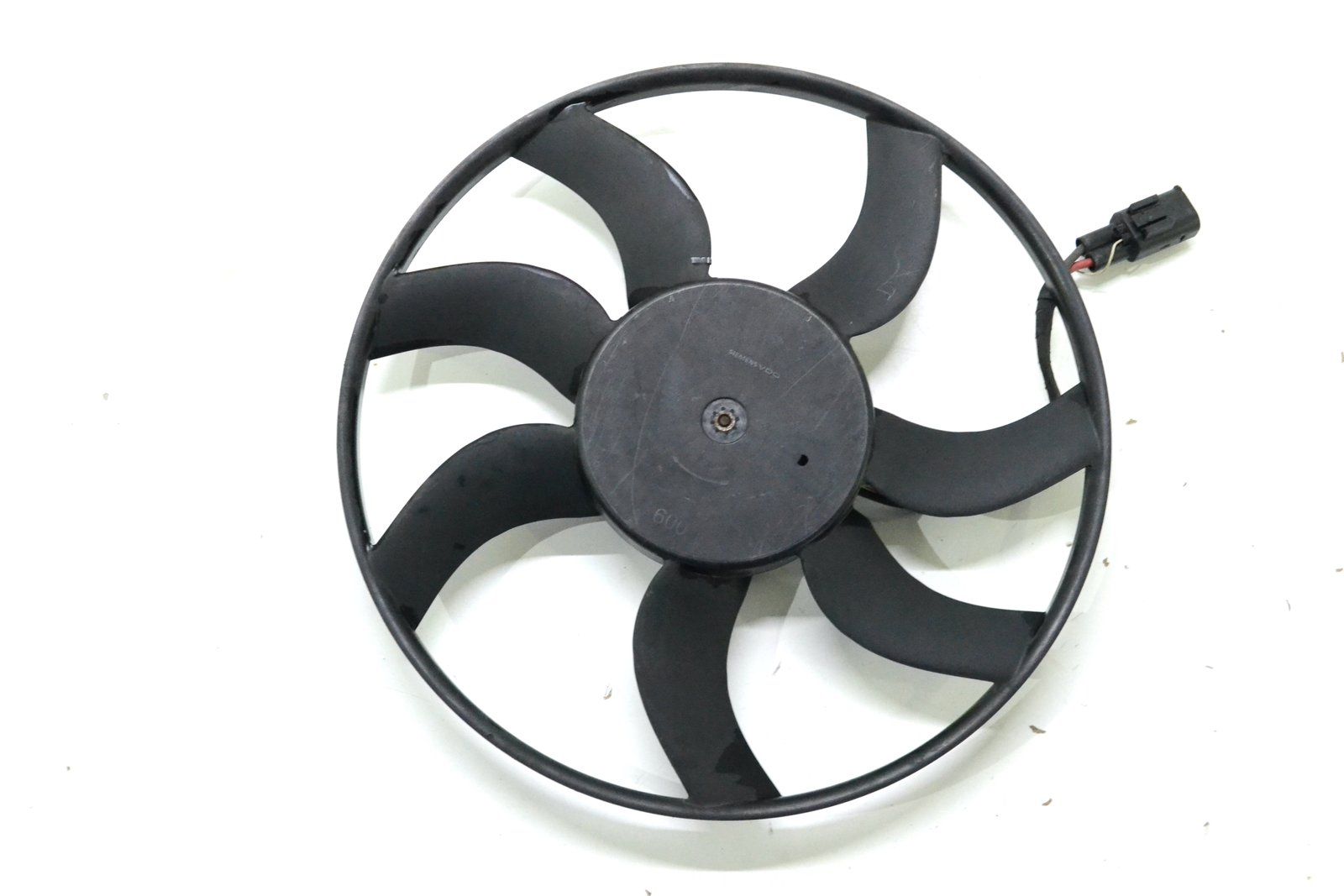 7575562 Вентилятор bmw F01 F07 F10 (600w)