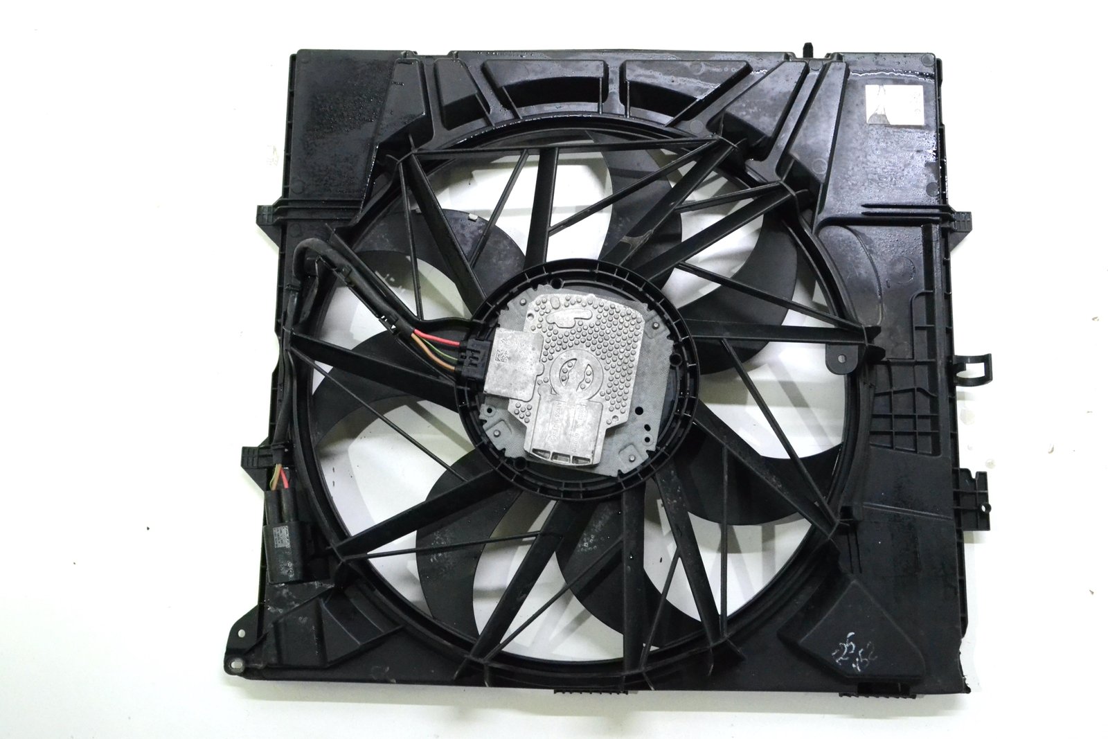 7560768 7593850 7593850 Вентилятор bmw F25 (n52) 28i