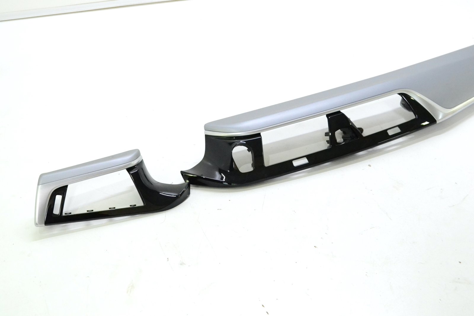 201585 9329515 9386293 Декор bmw G30 G31 G32 F90