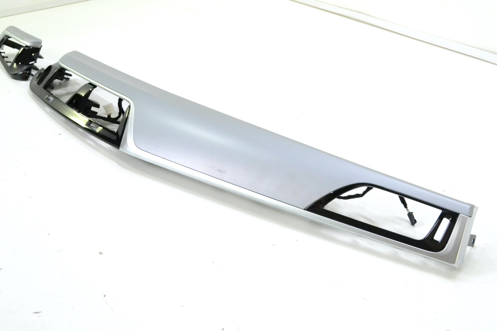 201585 9329515 9386293 Декор bmw G30 G31 G32 F90