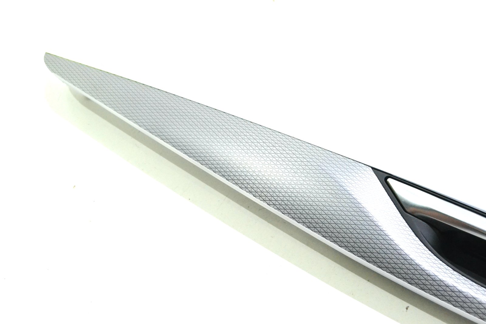 8090372 Декор ЗП bmw G30 G31 (alum)