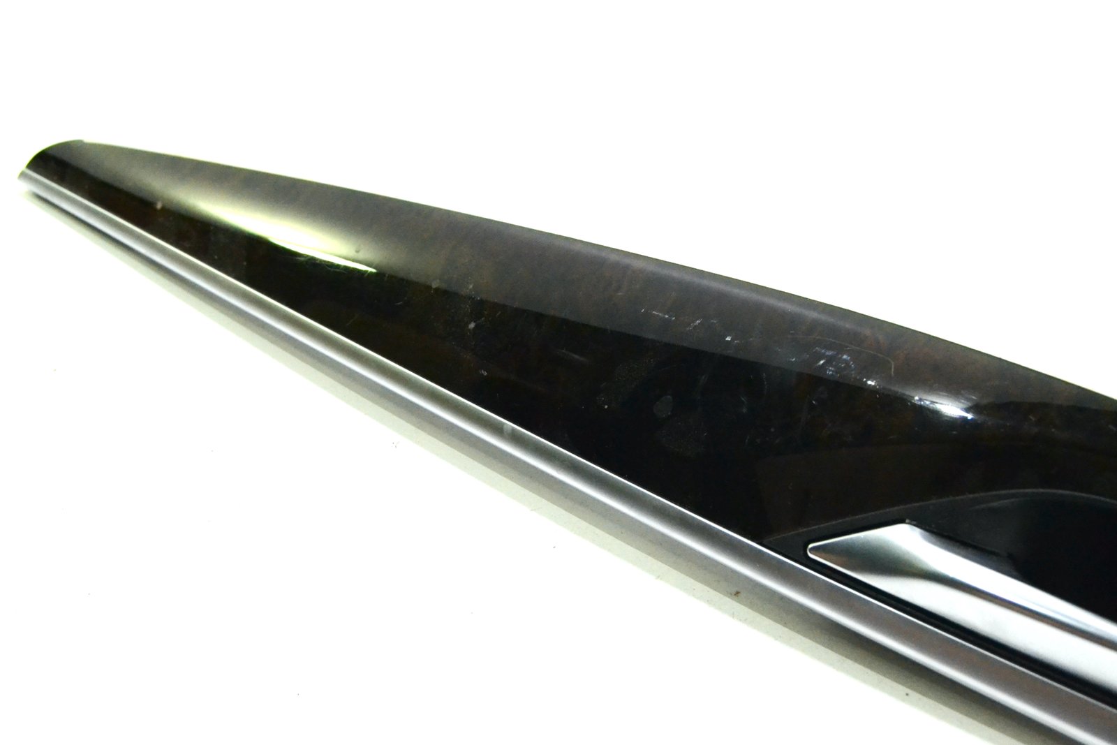 7488511 Декор ПЛ bmw G30 G31(grau)