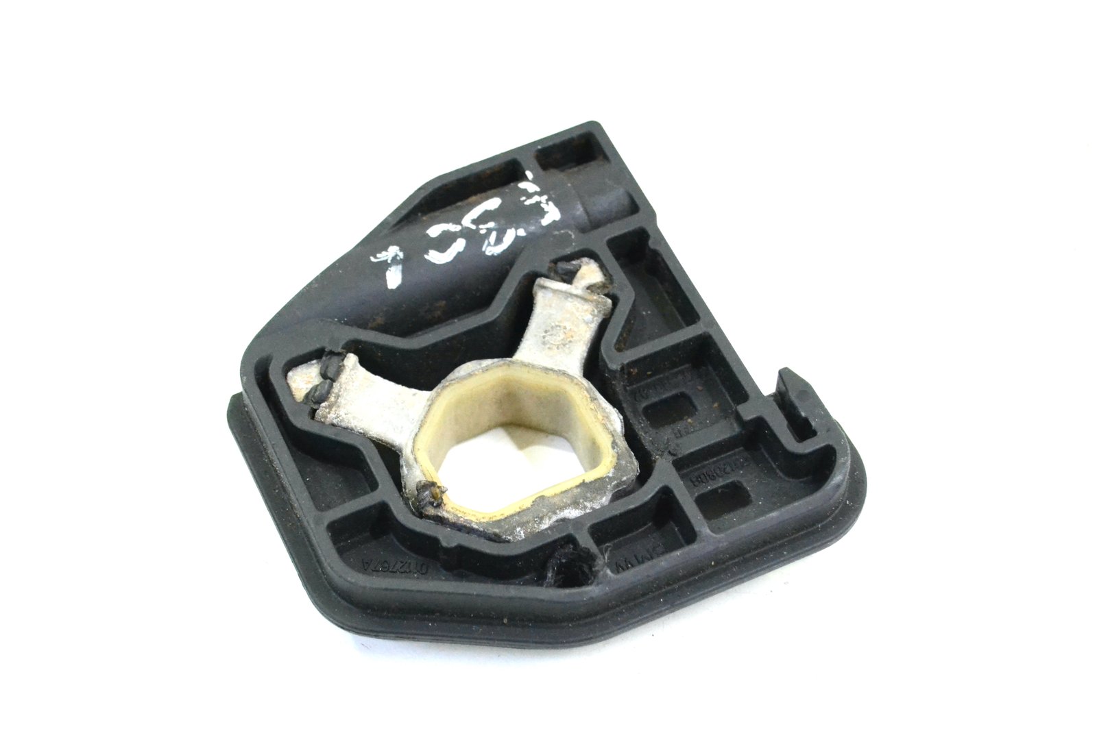 7600541 bmw F20 F30 F36