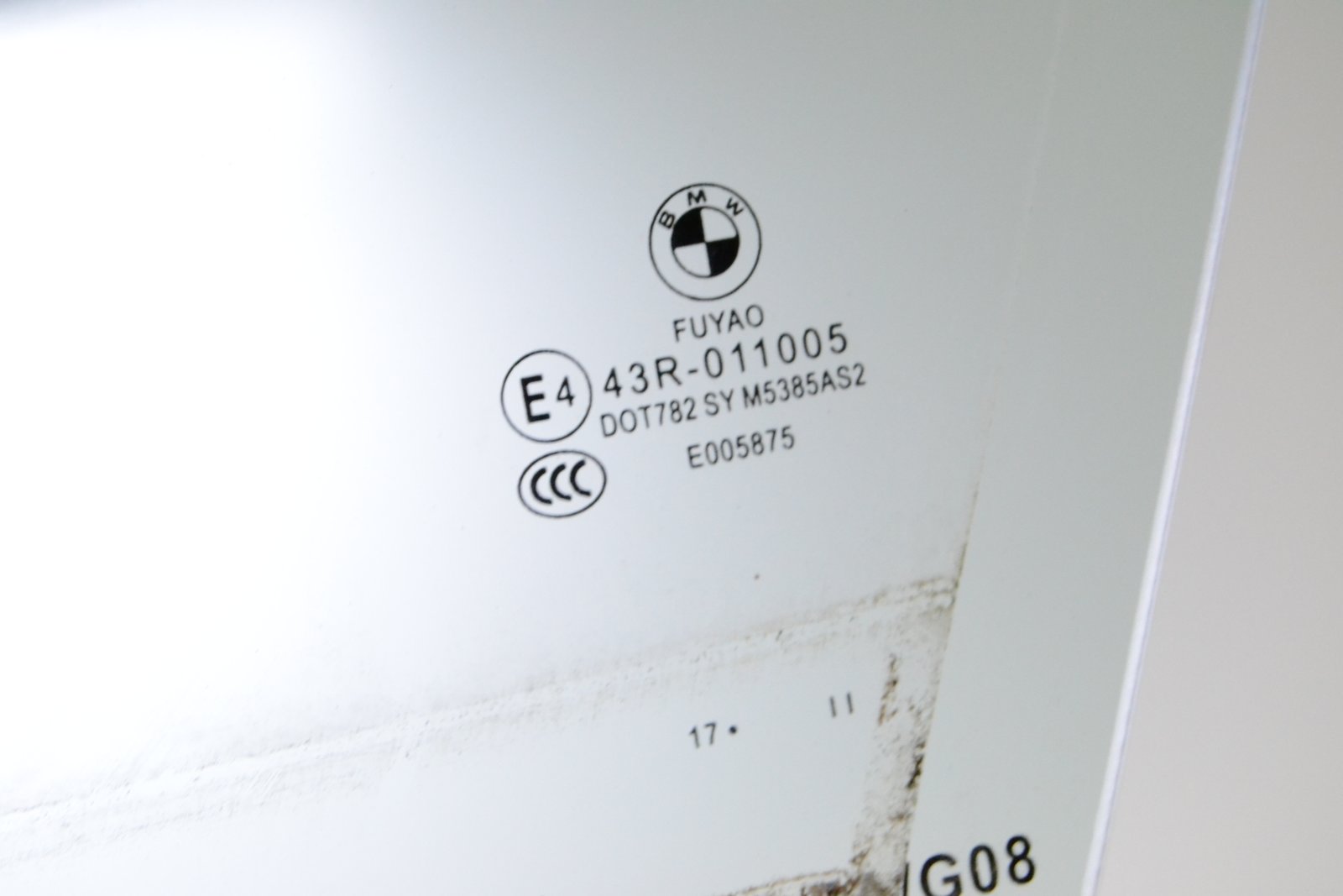 7397129 7480561 Скло bmw G01 F97 17
