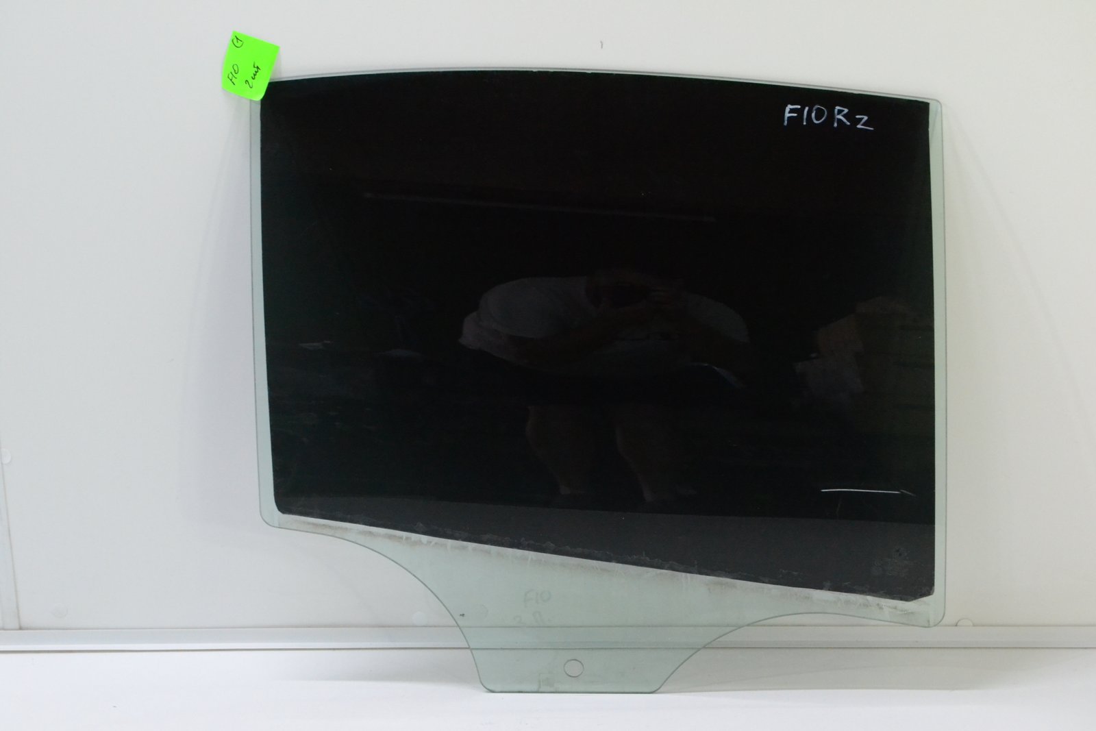 7182118 Cкло bmw F10