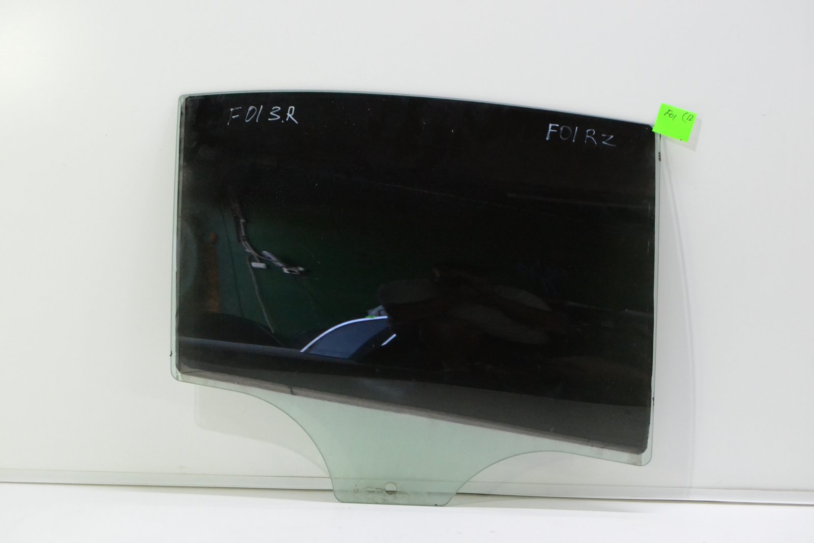 7182092 Скло bmw F01 