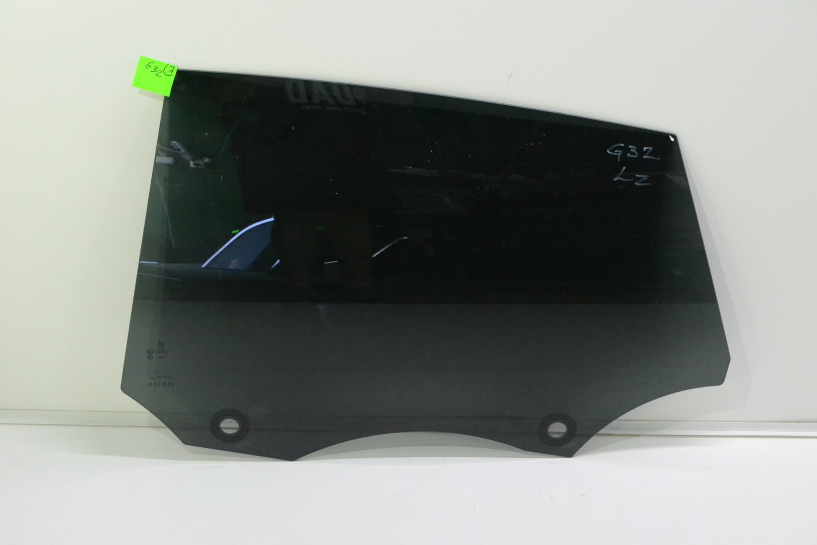 7382563 Скло bmw G32 Gt6