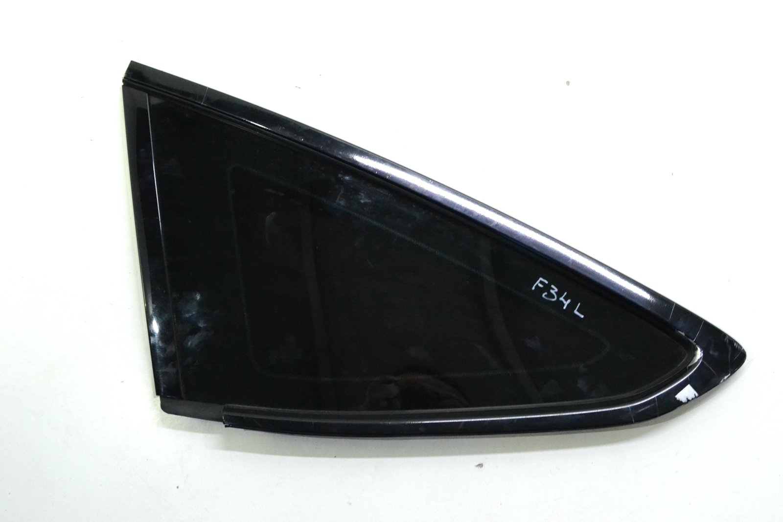 7433441 7315595 Форточка bmw F34 Gt3