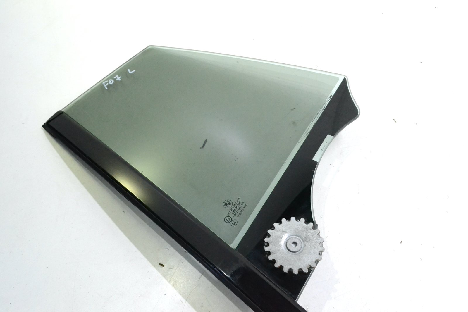 7197887 Форточка bmw F07 Gt5