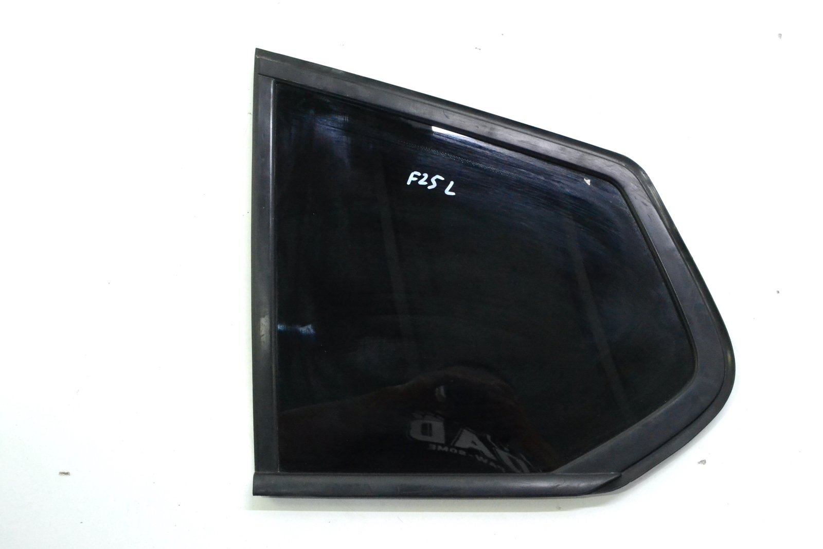 7248147 7205626 Форточка bmw F25 