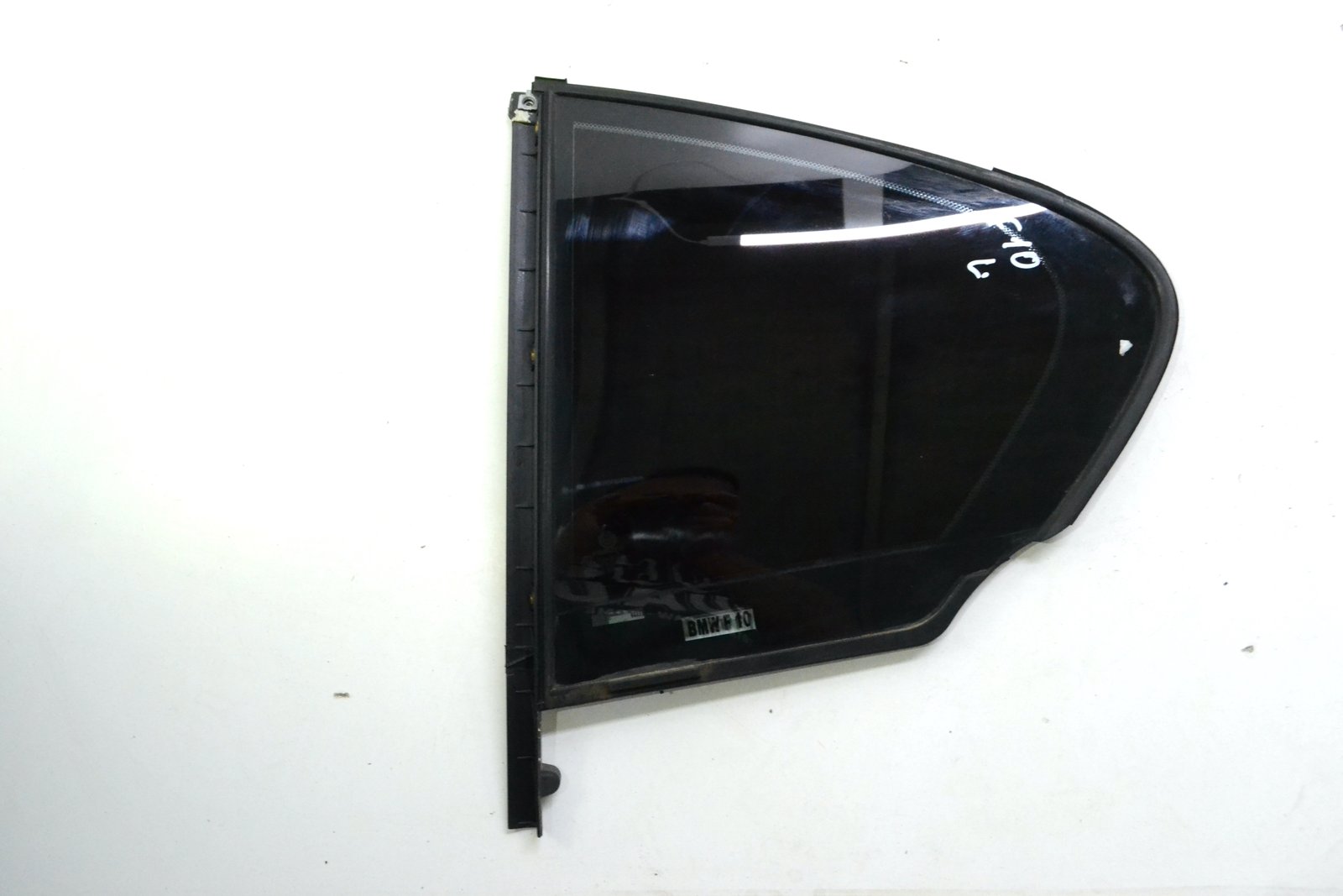 7182025 7311245 Форточка bmw F10 lci