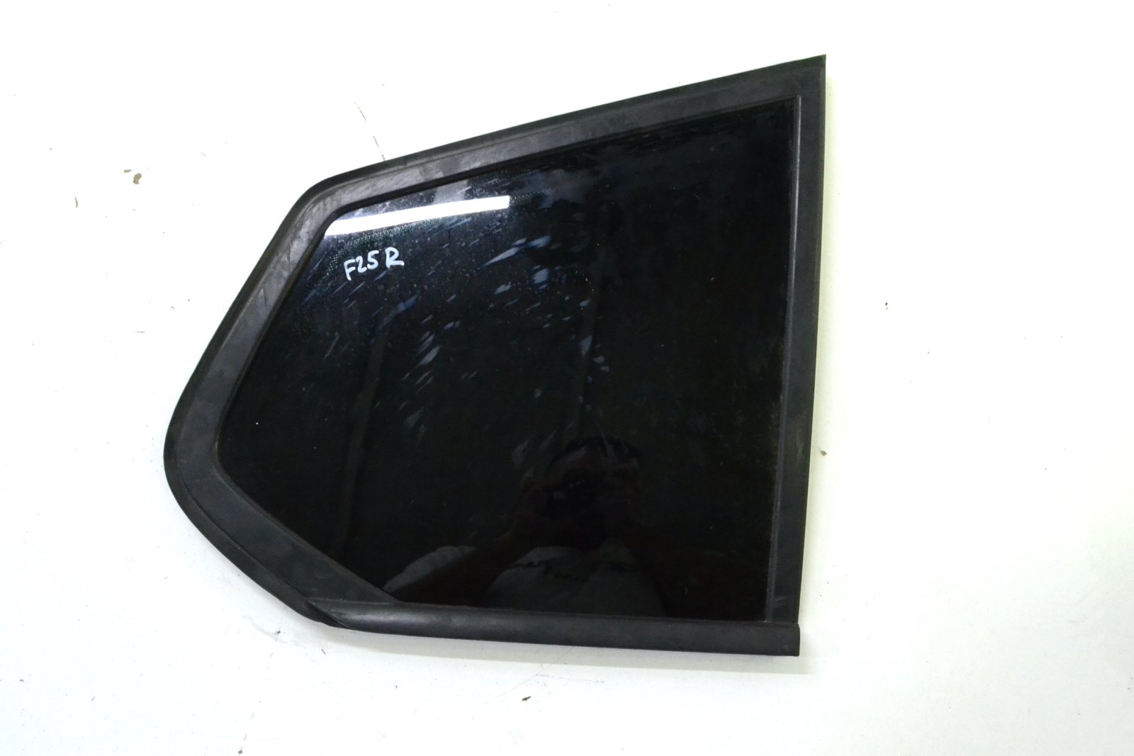 7205626 7248148 Форточка bmw F25