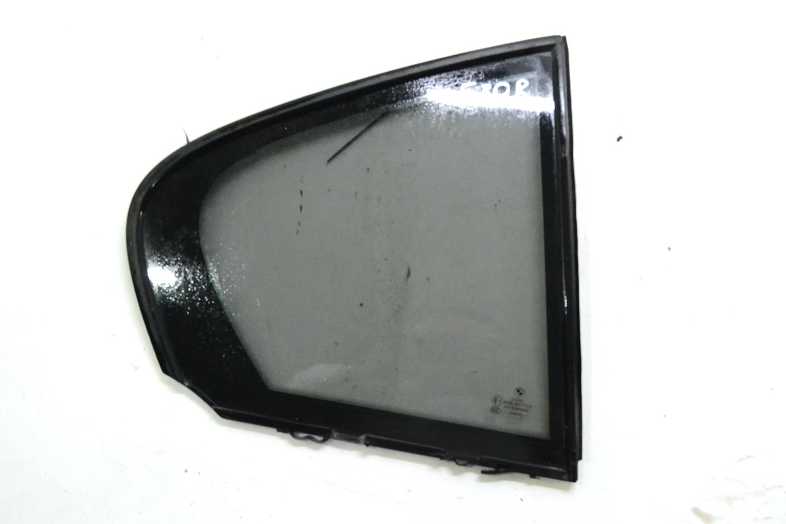 7269554 Форточка bmw F30 lci