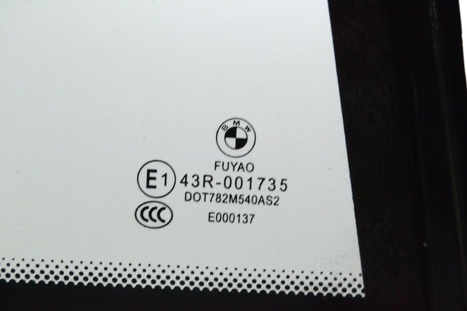 7269554 Форточка bmw F30 lci