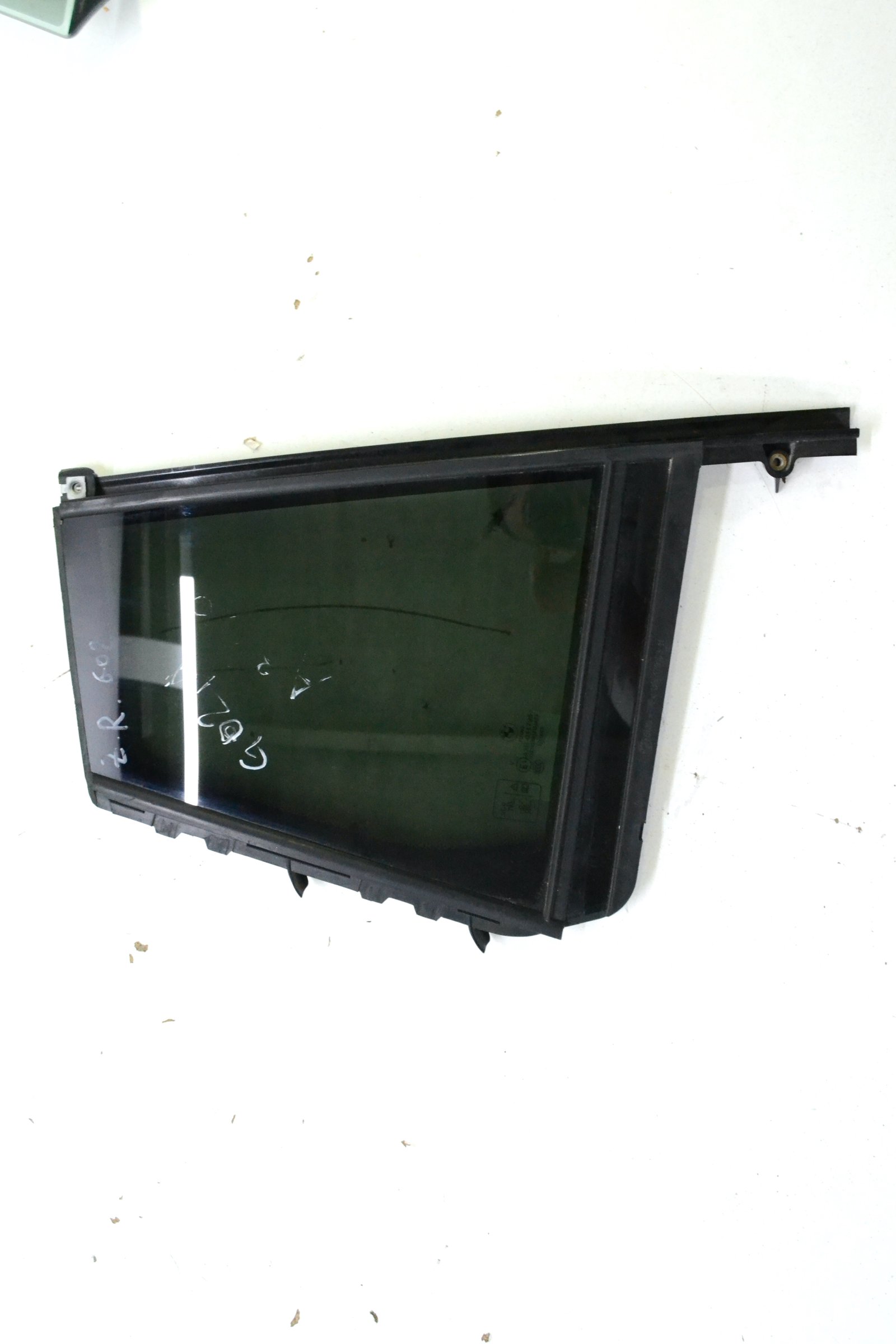 7416544 Форточка bmw G02 F98